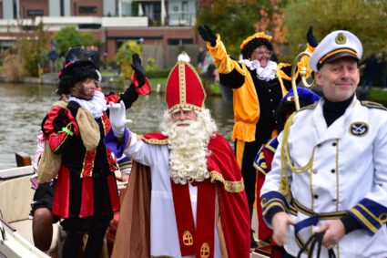 Feestelijke intocht van Sinterklaas in De Lier: de sleutel is gevonden!