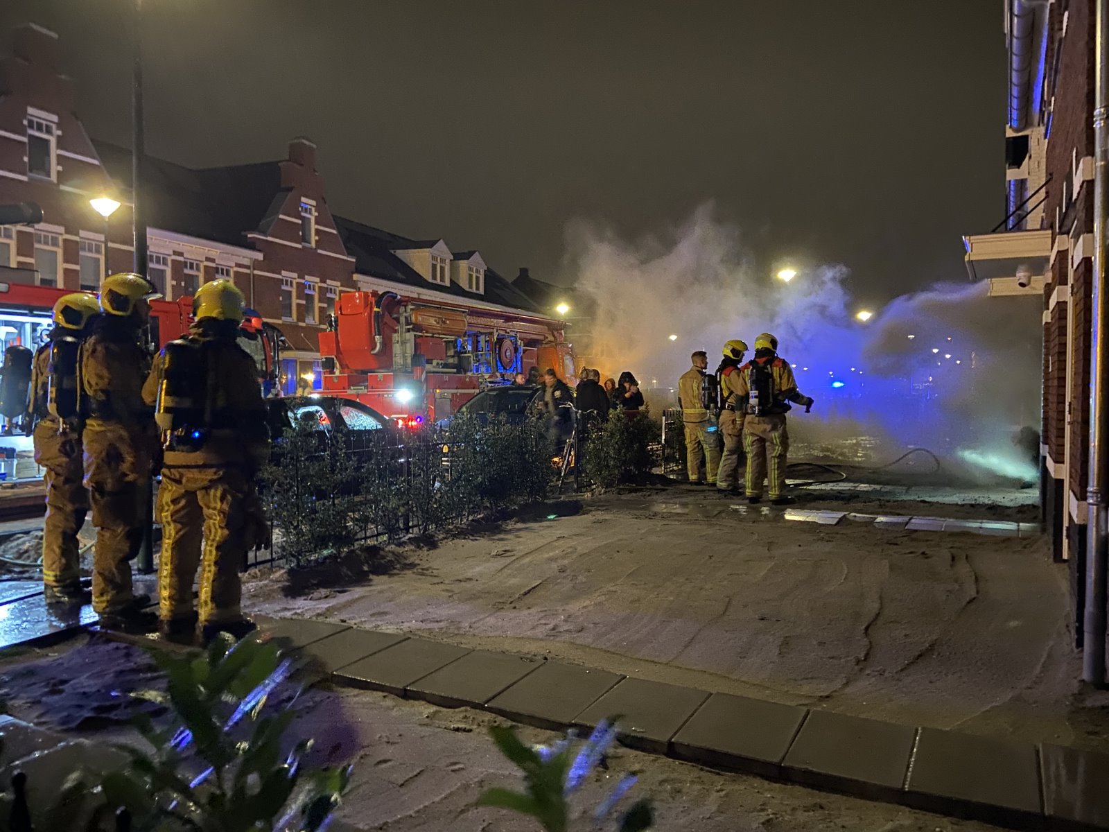 Brand in Keuken van Woning aan Westmadeweg in Den Haag