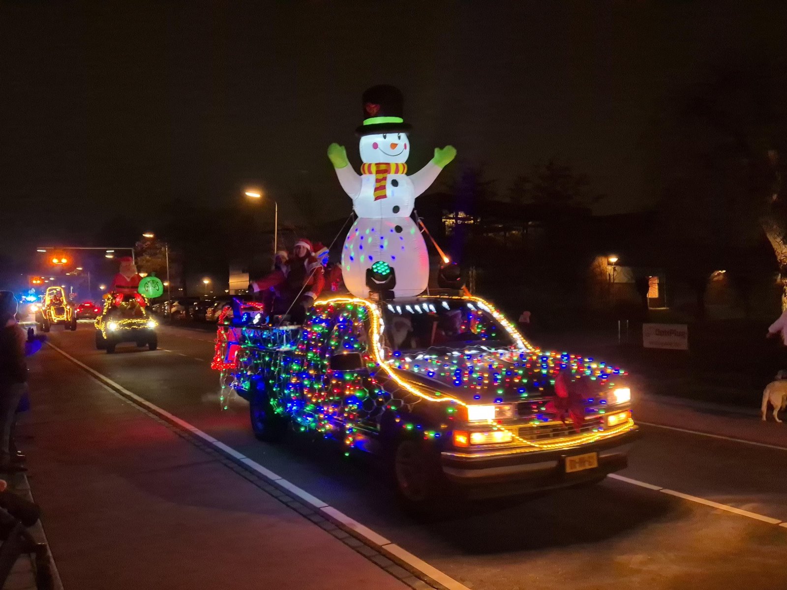 Winterwonderland in De Lier: Een magische Lichtparade trekt veel bezoekers