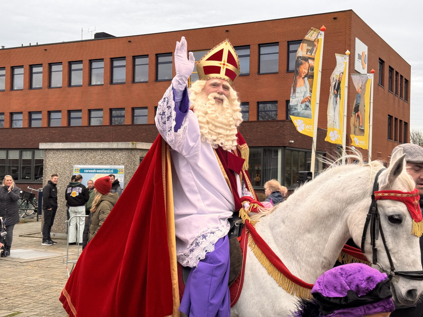 Wanneer komt Sinterklaas aan in het Westland in 2025?