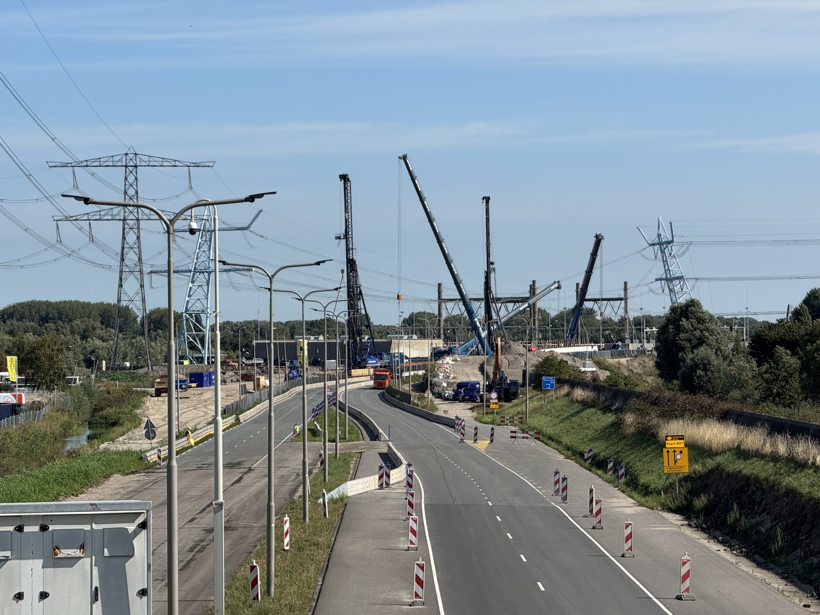 Meerdere wegafsluitingen van N211 en N222 in november