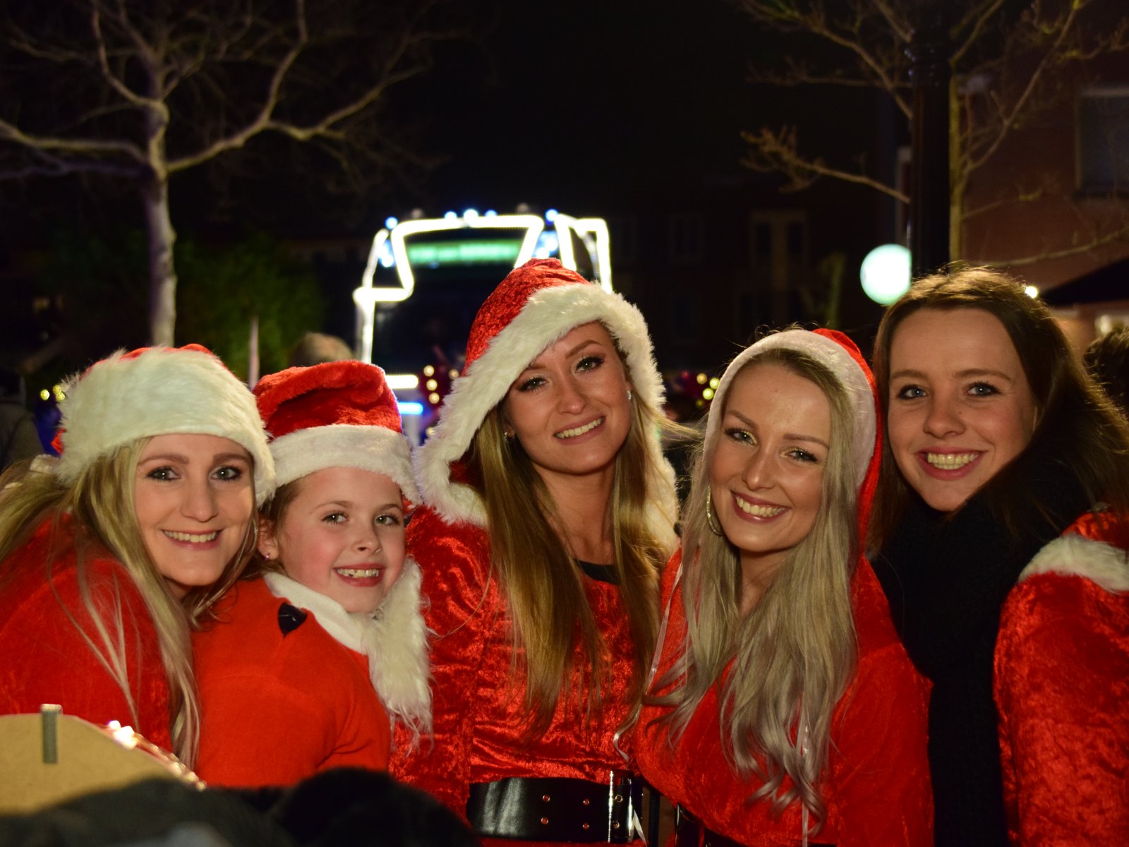 Breng je glimlach mee: De Lier pakt uit met grootste lichtjesparade ooit